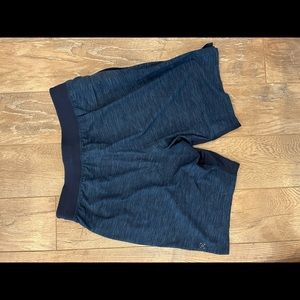 Lulu Lemon T.H.E. Linerless Short 9"